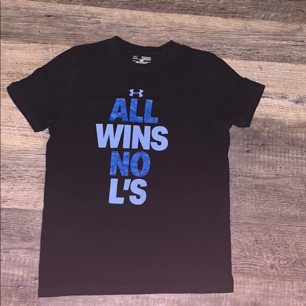 Under Armour T-shirt, Size: Small